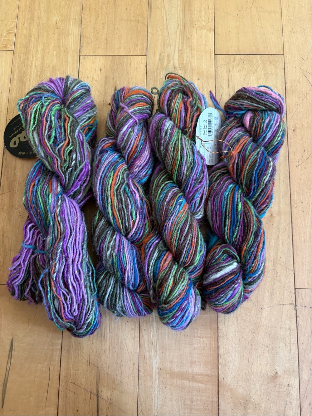 Lot of 4 skeins of Noro Kiara Wool